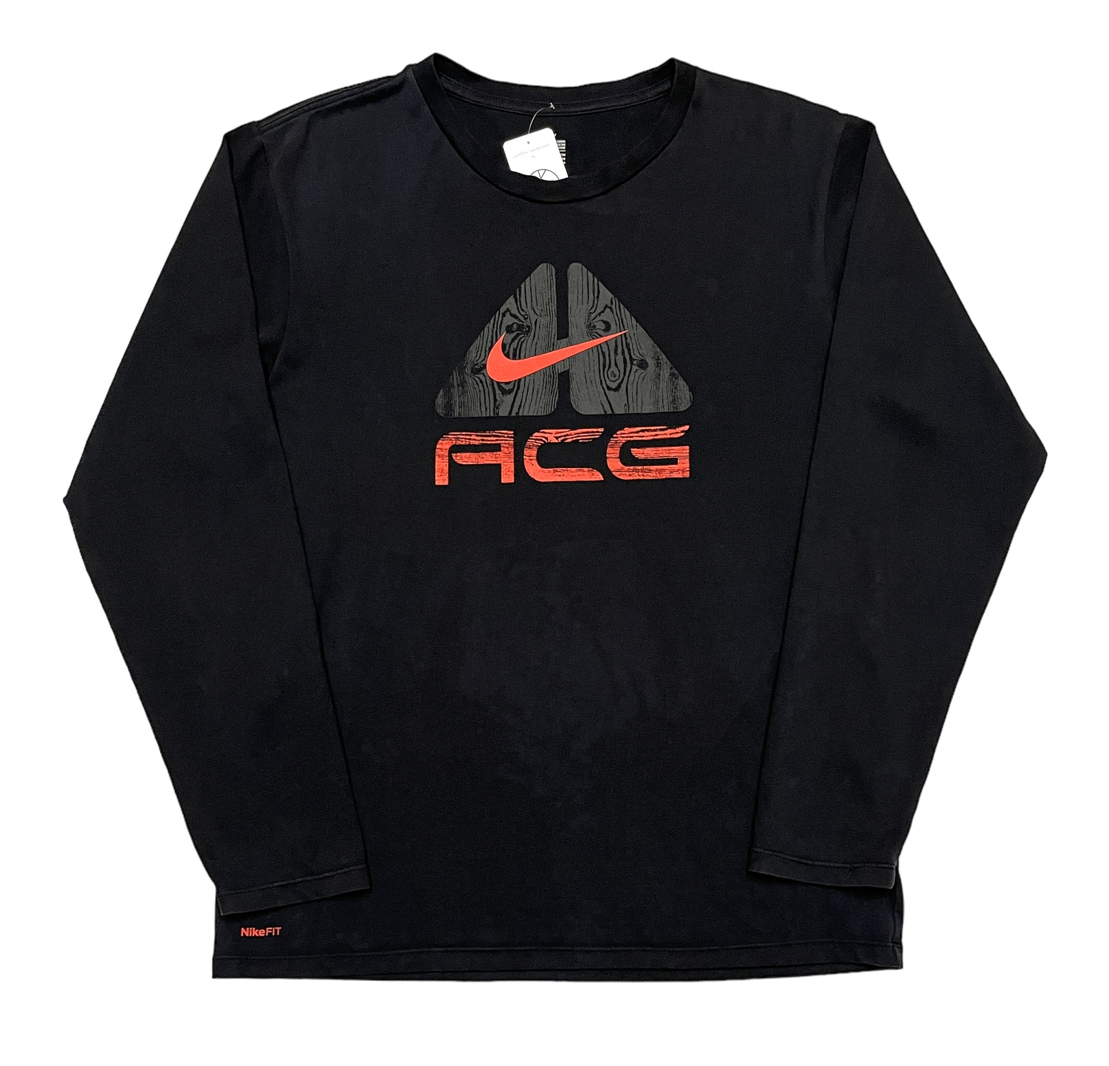 nike acg long sleeve t shirt black